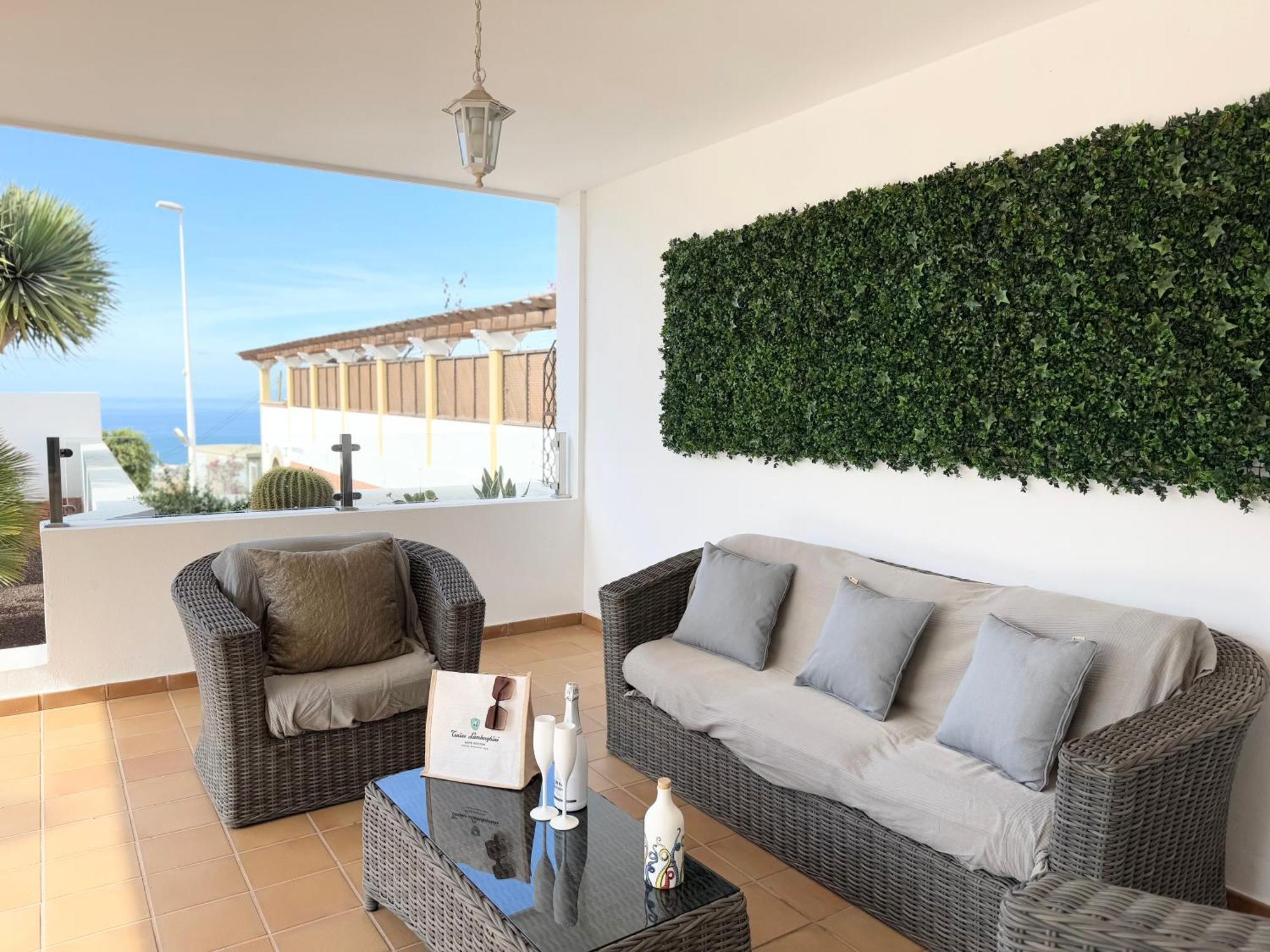 Villa Amorio A Spacious Modern Getaway With A Private Heated Pool & Sea Views 阿德耶 外观 照片